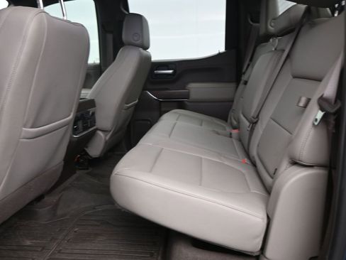 Used 2021 GMC Sierra 1500 SLT w/ SLT Convenience Package image 16