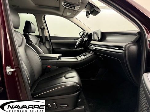 Used 2024 Hyundai Palisade SEL w/ Premium Package image 11