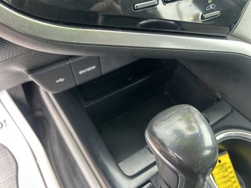 Used 2020 Toyota Camry XLE AWD/4WD image 20