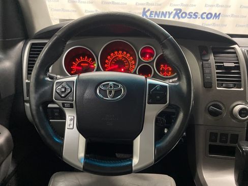 Used 2015 Toyota Sequoia SR5 w/ Premium Package AWD/4WD image 25