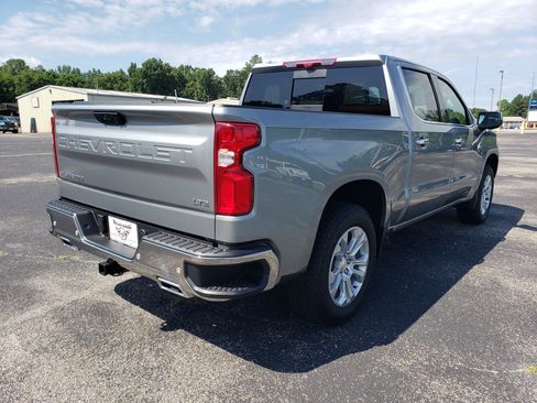 New 2026 Chevrolet Silverado 1500 LTZ w/ LTZ Premium Package AWD/4WD image 3