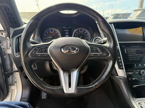 Used 2018 INFINITI Q60 3.0t Luxe w/ Sensory Package 3.0T Luxe RWD image 14