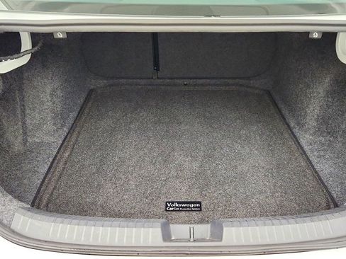 Used 2023 Volkswagen Jetta Sport image 21