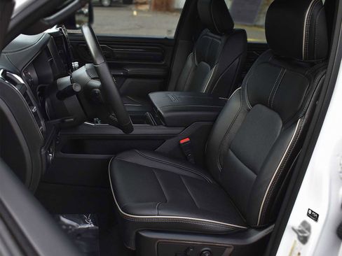 Used 2022 RAM 1500 Limited image 11