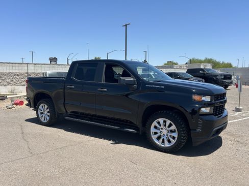 Used 2022 Chevrolet Silverado 1500 Custom w/ Safety Confidence Package RWD image 6