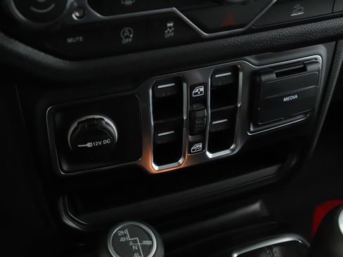 New 2026 Jeep Wrangler Unlimited Sport image 12