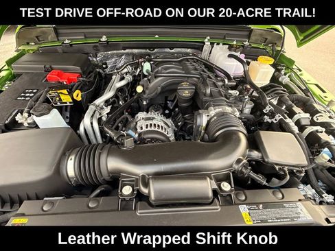 New 2026 Jeep Gladiator Sahara image 32