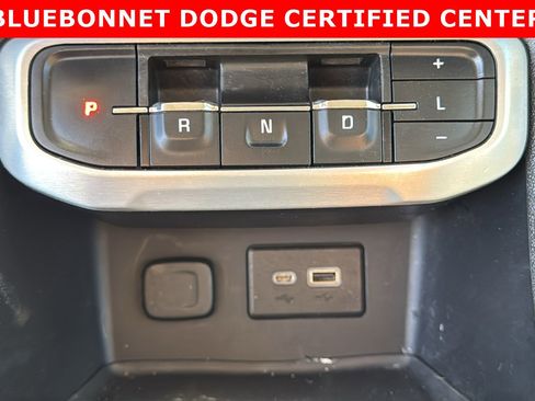 Used 2020 GMC Acadia SLE image 20