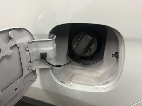 Used 2016 Honda CR-V EX image 30