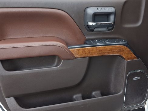 Used 2015 Chevrolet Silverado 3500 High Country w/ Duramax Plus Package image 12