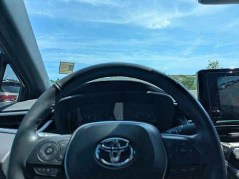 Used 2024 Toyota Corolla SE FWD image 27