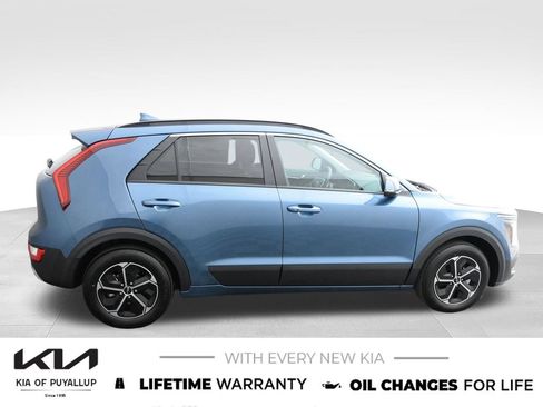 New 2026 Kia Niro EX FWD image 4