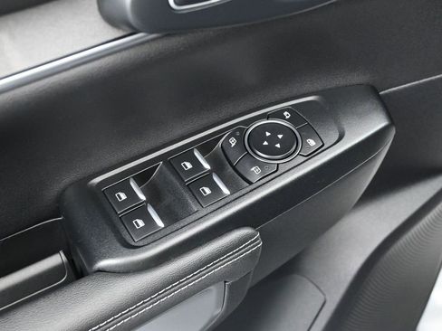 Certified 2024 Ford Ranger Lariat w/ FX4 Off-Road Package image 10