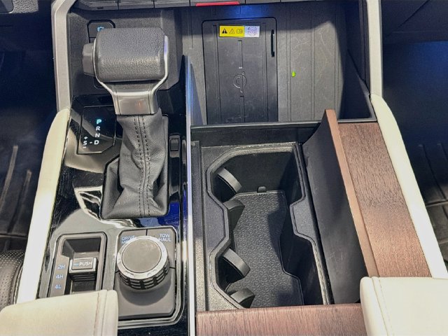 Used 2024 Toyota Sequoia Capstone AWD/4WD image 15
