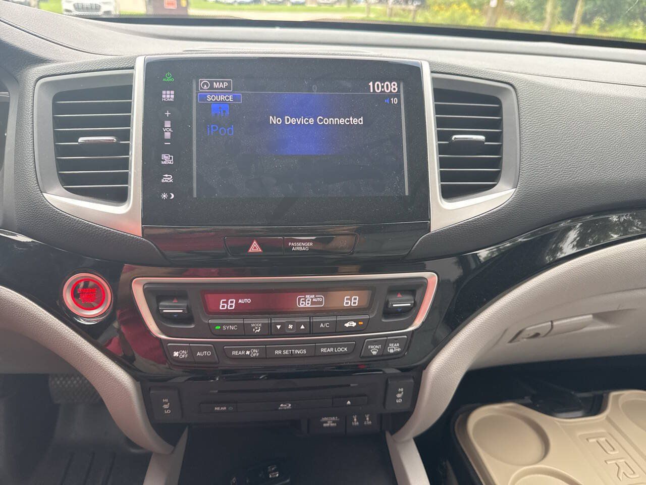 Used 2016 Honda Pilot Touring image 25