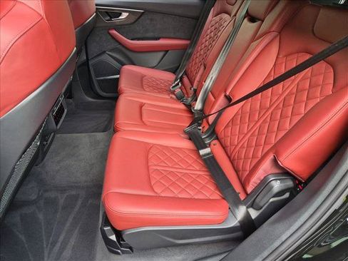 Used 2024 Audi SQ7 Premium Plus AWD/4WD image 20