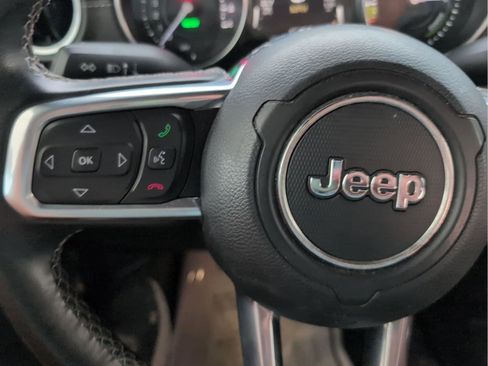 Used 2021 Jeep Wrangler Unlimited Sahara w/ Safety Group image 10