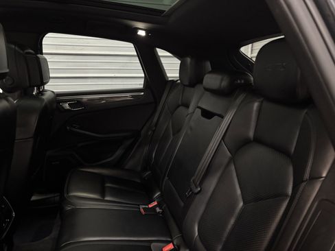 Used 2018 Porsche Macan GTS image 26