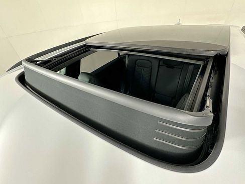 New 2025 Audi RS Q8 performance image 20