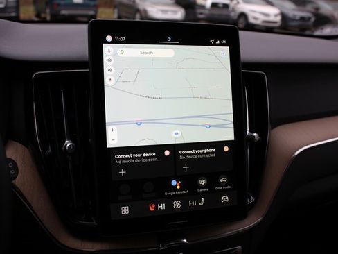 New 2026 Volvo XC60 B5 Plus w/ Protection Package Premier image 20