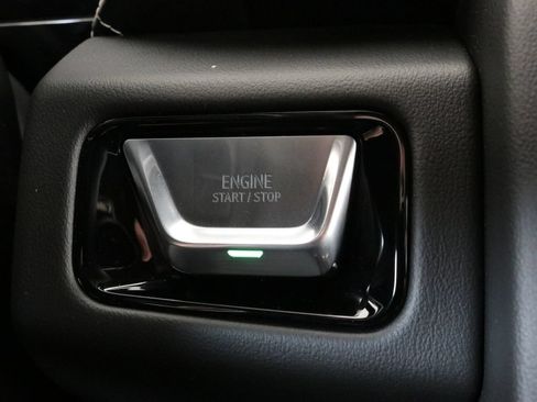 Used 2025 GMC Yukon XL Elevation AWD/4WD image 21