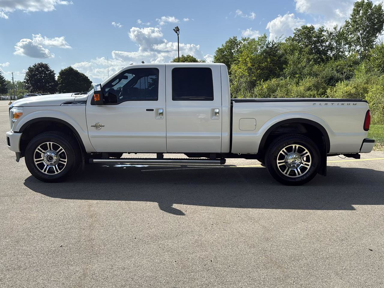 Used 2015 Ford F250 Platinum w/ Platinum Package AWD/4WD image 9