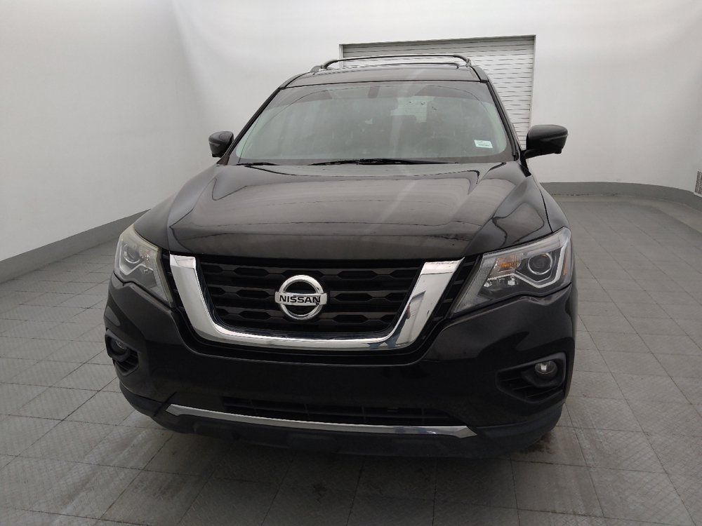 Used 2017 Nissan Pathfinder Platinum FWD image 15