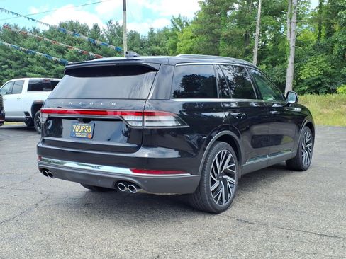 Used 2025 Lincoln Aviator Reserve w/ Equipment Group 201A AWD/4WD image 14