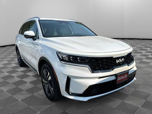 Used 2023 Kia Sorento SX Prestige AWD/4WD image 2