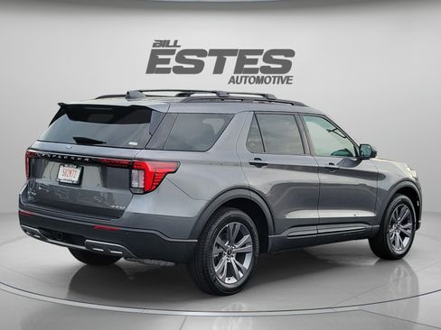 New 2026 Ford Explorer Active w/ Active Comfort Package AWD/4WD image 4