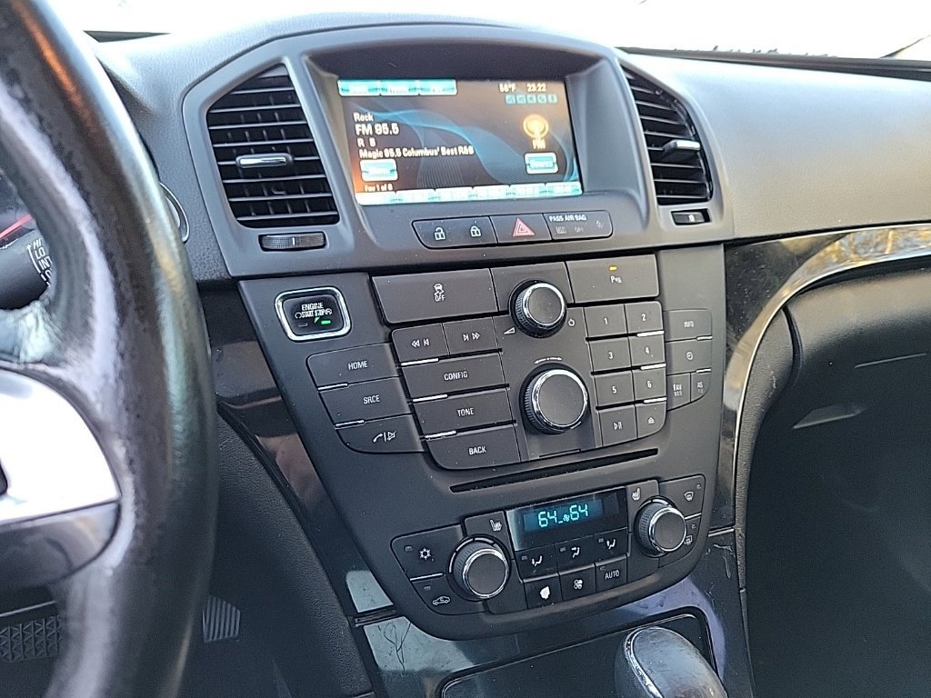 Used 2013 Buick Regal Premium FWD image 9