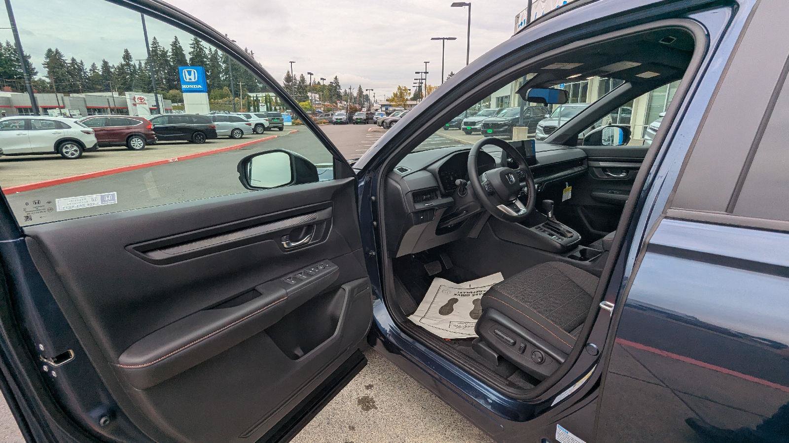 Used 2026 Honda CR-V TrailSport image 11