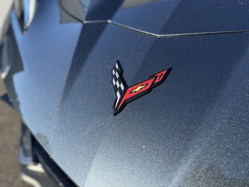 Used 2021 Chevrolet Corvette Stingray Premium Conv w/ Z51 Performance Package image 25