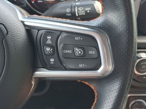 Used 2021 Jeep Gladiator Mojave AWD/4WD image 23