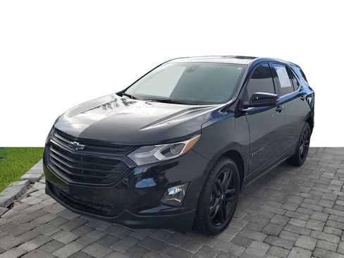Used 2020 Chevrolet Equinox LT w/ Midnight Edition FWD image 3
