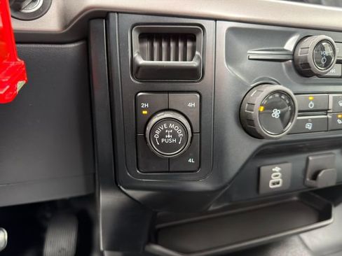 Used 2025 Ford F150 XL AWD/4WD image 29