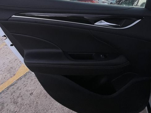 Used 2017 Buick LaCrosse Essence FWD image 32