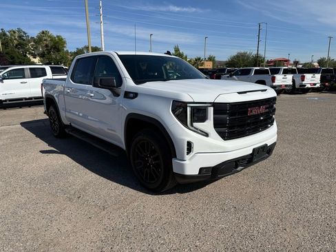 Used 2024 GMC Sierra 1500 Elevation w/ LPO, Elevation Black Package AWD/4WD image 3