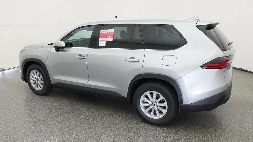 New 2026 Toyota Grand Highlander FWD image 4