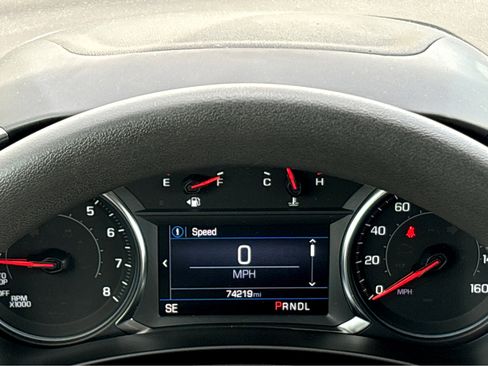 Used 2024 Chevrolet Equinox LS w/ LS Convenience Package image 5