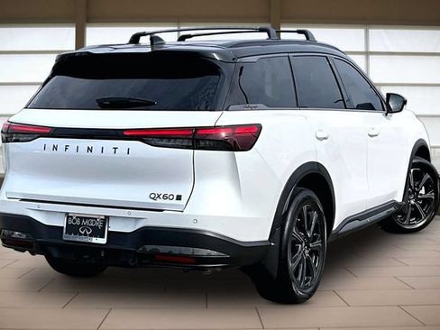 Used 2026 INFINITI QX60 Autograph w/ Dark Cargo Package AWD/4WD image 2