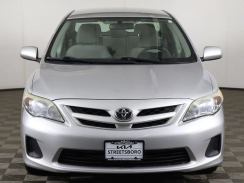 Used 2011 Toyota Corolla LE FWD image 6