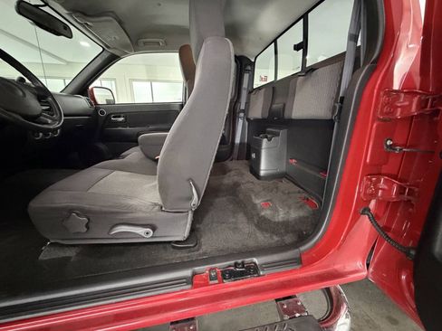 Used 2011 Chevrolet Colorado LT w/ LPO--Chrome Package AWD/4WD image 23