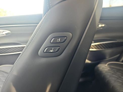 Used 2025 Genesis GV70 3.5T Sport w/ Sport Prestige Package image 17