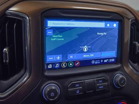 Used 2021 Chevrolet Silverado 1500 High Country w/ Technology Package image 22