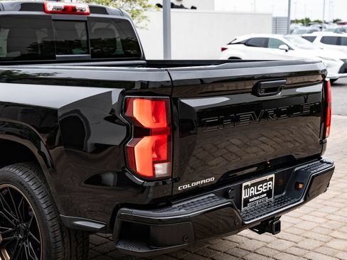 Used 2026 Chevrolet Colorado LT w/ LT Convenience Package RWD image 18