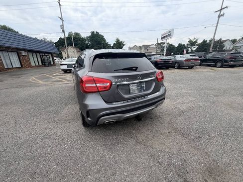 Used 2015 Mercedes-Benz GLA 250 4MATIC image 32