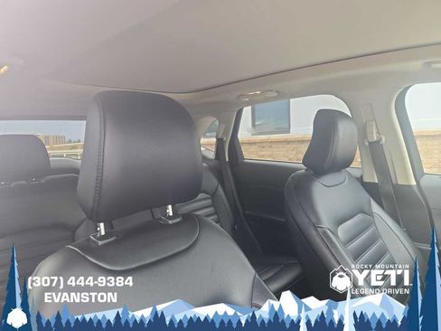 Used 2022 Ford Edge SEL w/ Convenience Package AWD/4WD image 10