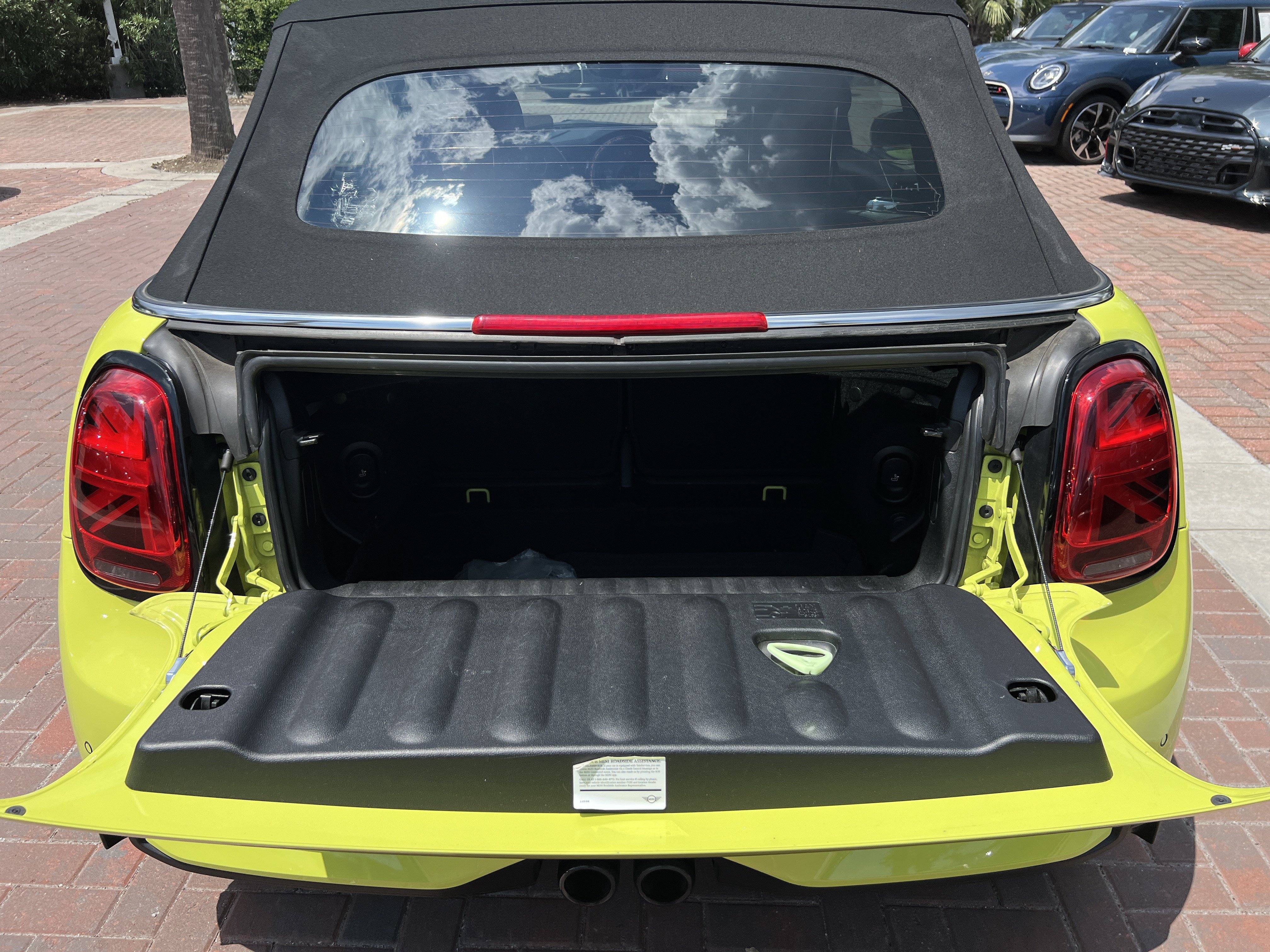 Certified 2024 MINI Cooper S FWD image 27