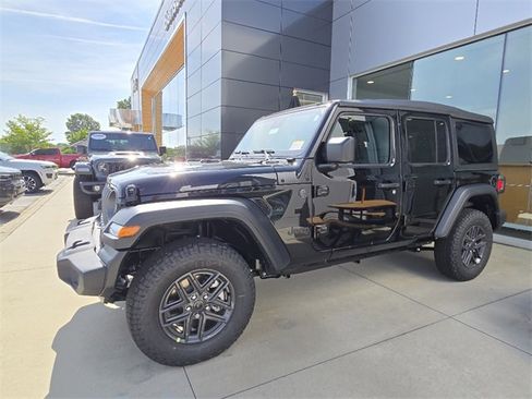 New 2025 Jeep Wrangler Sport S image 3